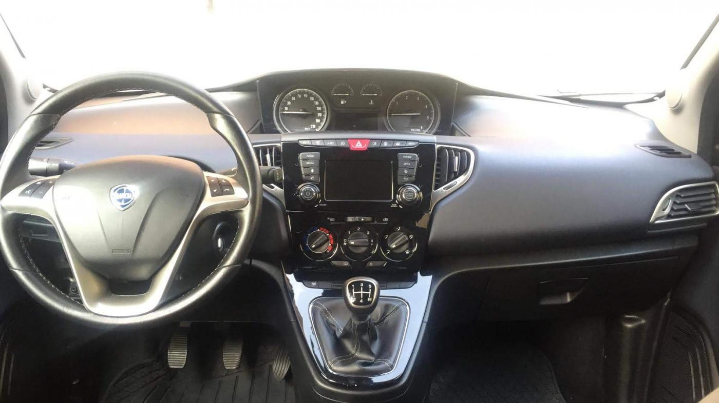 LANCIA YPSILON 1.3 MULTIJET