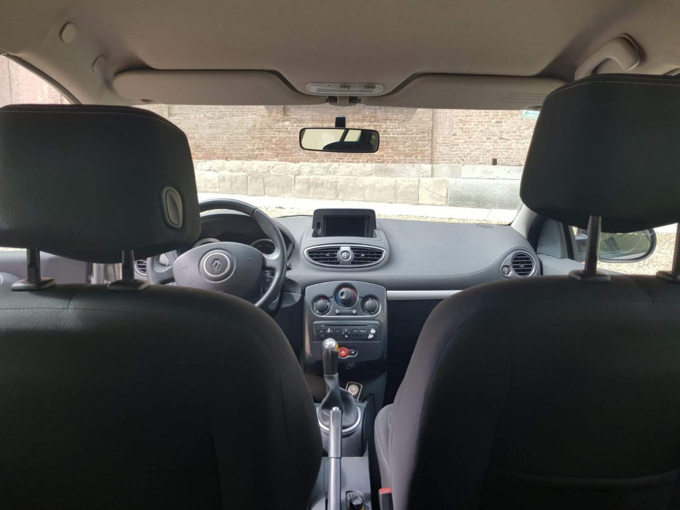 RENAULT CLIO 1.2