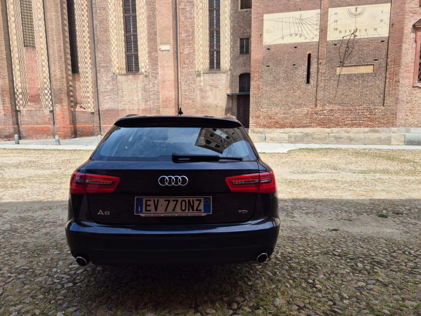 - AUDI A6 AVANT