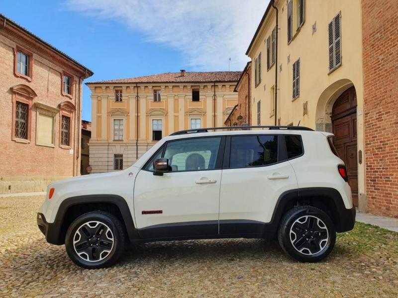 JEEP RENEGADE 2.0 MJT 4WD 170 CV AUTO JEEP RENEGADE 2.0 MJT 4WD 170 CV AUTO