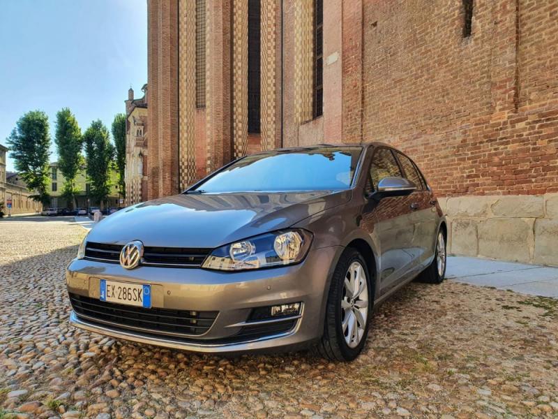 VOLKSWAGEN GOLF 2.0 TDI 150 CV VOLKSWAGEN GOLF 2.0 TDI 150 CV